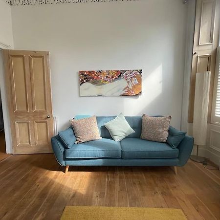 Stunning West End Flat! Daire Glasgow Dış mekan fotoğraf