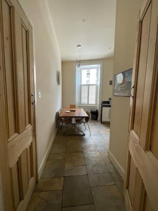 Stunning West End Flat! Daire Glasgow Dış mekan fotoğraf
