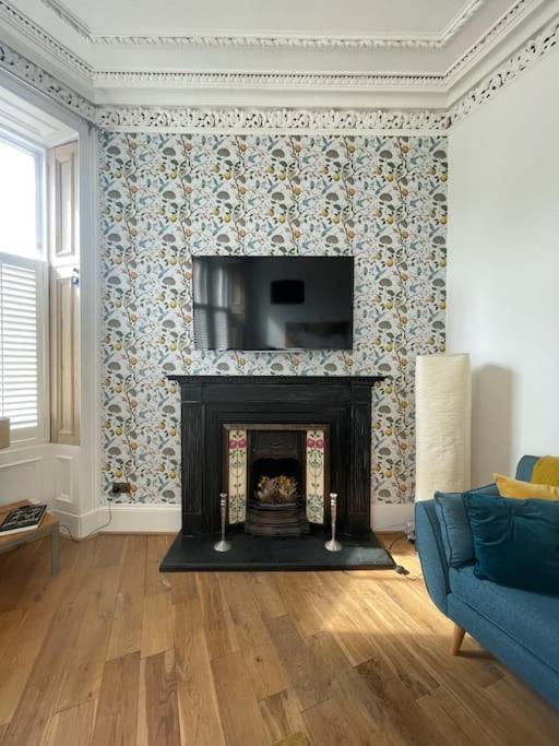 Stunning West End Flat! Daire Glasgow Dış mekan fotoğraf